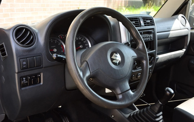 Suzuki Jimny cena 31900 przebieg: 190000, rok produkcji 2008 z Sandomierz małe 436